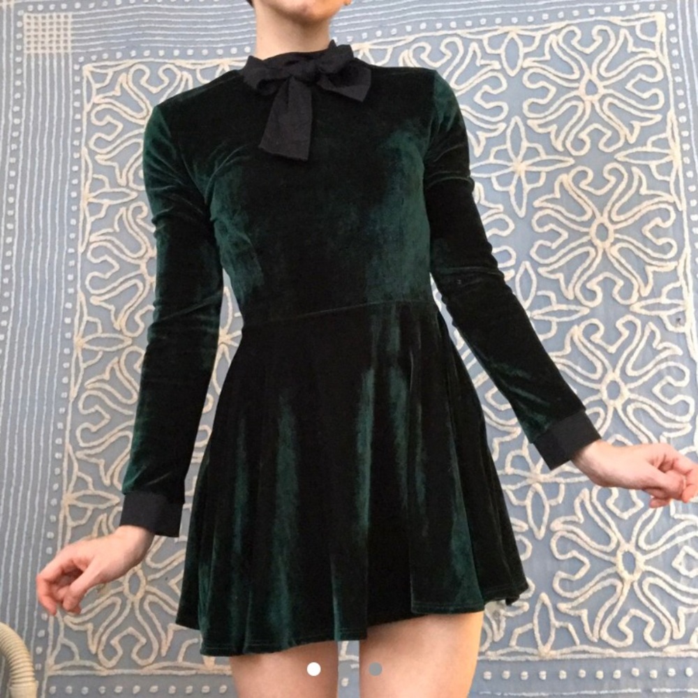 Velvet Emerald Dress